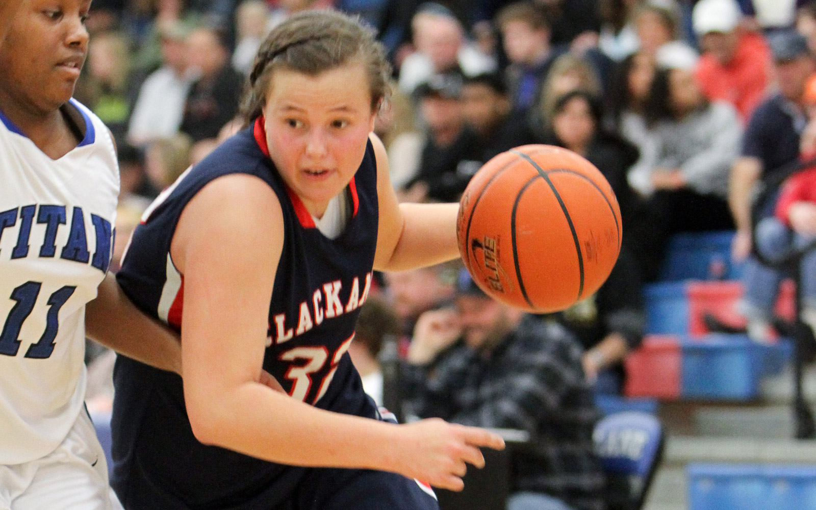 BasketballW_slideshow1600x1000_15 BasketballW_slideshow1600x1000_15