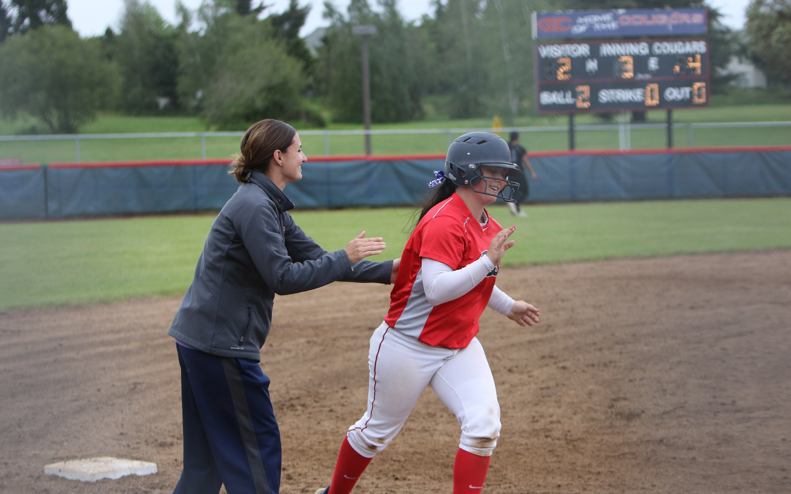 Softball_slideshow1600x1000_30 Softball_slideshow1600x1000_30