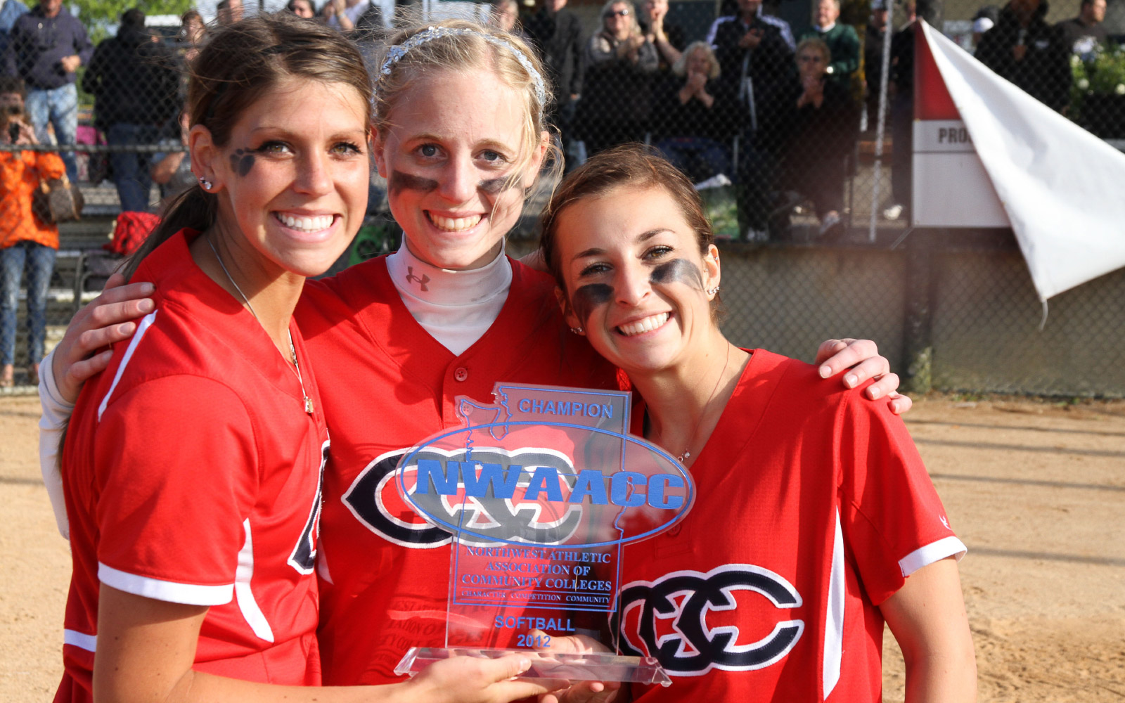 Softball_slideshow1600x1000_40 Softball_slideshow1600x1000_40