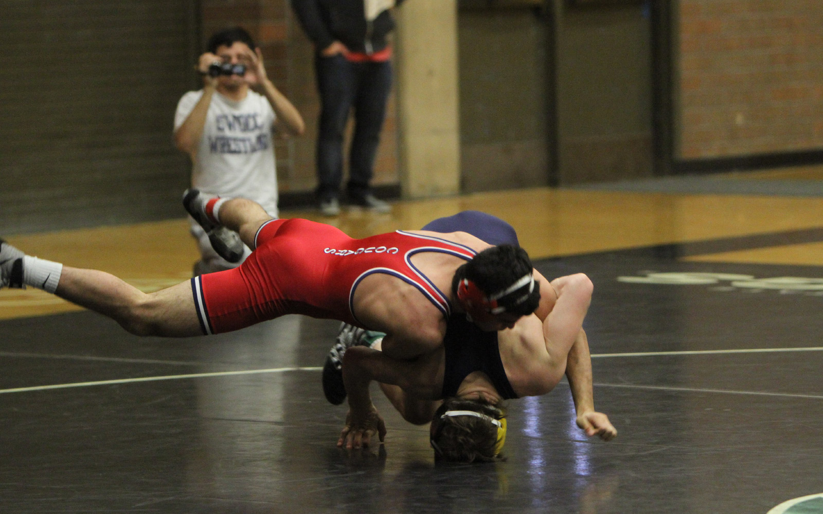 Wrestling_slideshow1600x1000_02 Wrestling_slideshow1600x1000_02