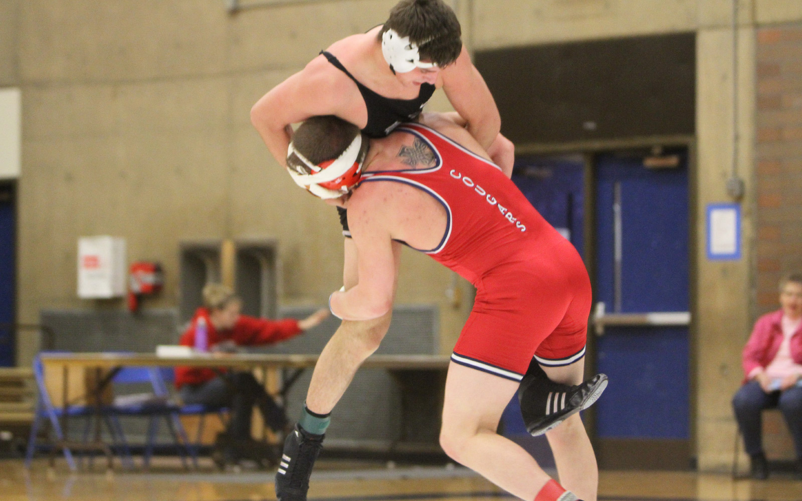 Wrestling_slideshow1600x1000_03 Wrestling_slideshow1600x1000_03