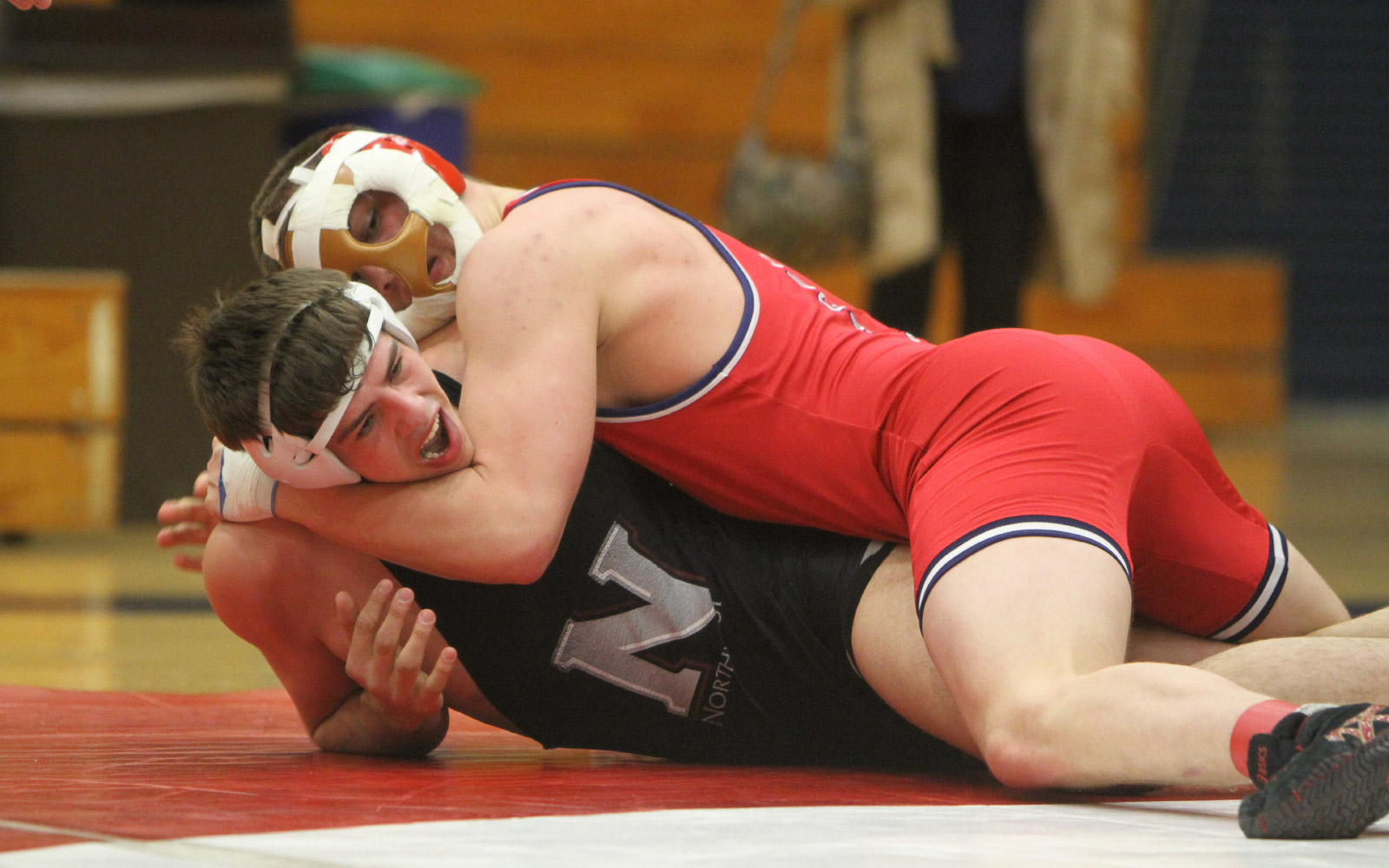 Wrestling_slideshow1600x1000_05 Wrestling_slideshow1600x1000_05