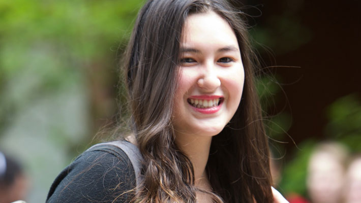 Earn College Credit While in High School Earn College Credit While in High School